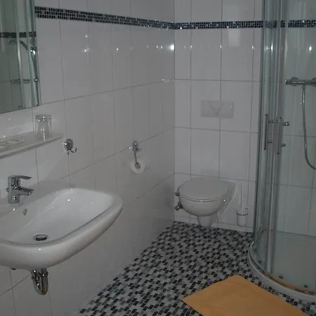 Zur Querenburg Gasthof 3*