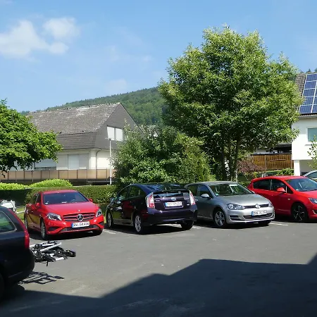 Penzion Zur Querenburg 3*