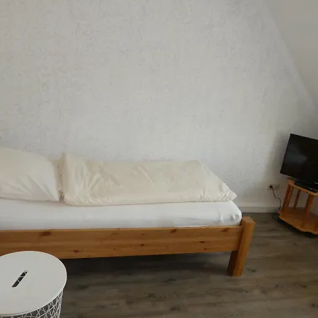Zur Querenburg 3* Ганн. Мюнден