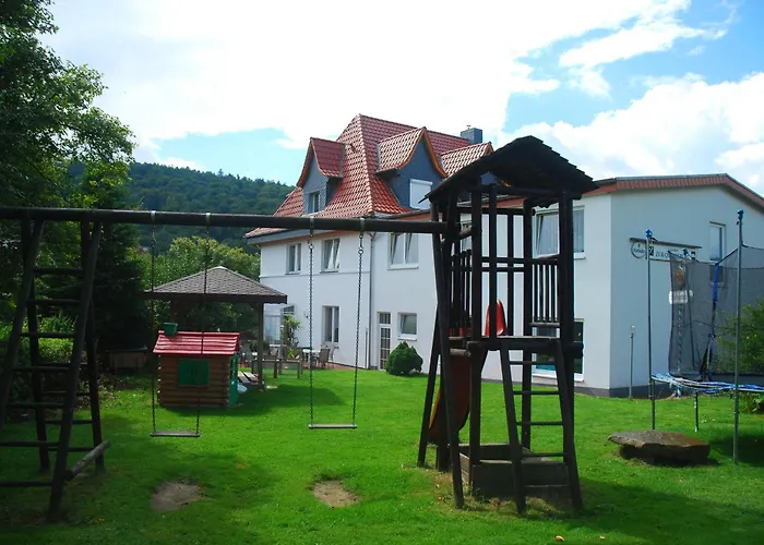 Zur Querenburg