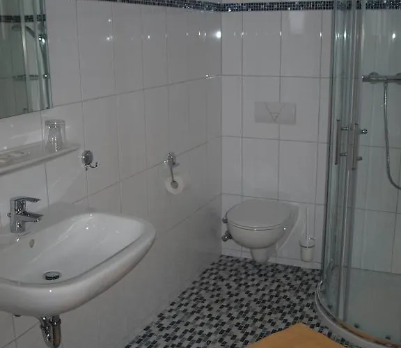 Zur Querenburg Locanda 3*